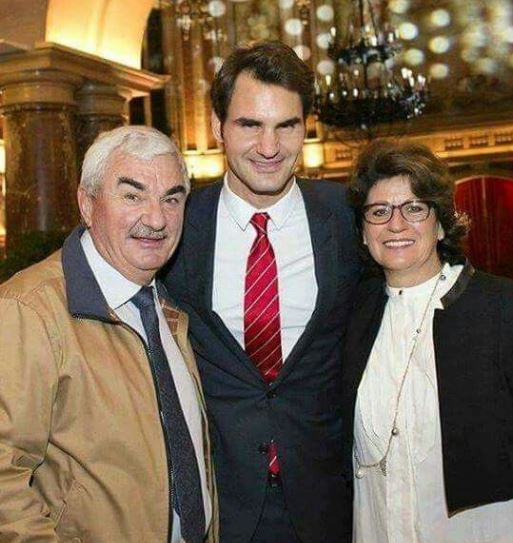 Roger Federer with Parent/s}}
