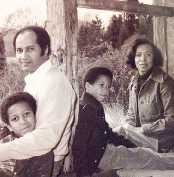 Cory Booker with Parent/s}}