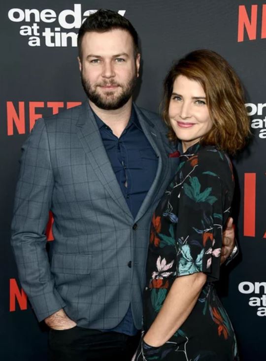 Taran Killam with his wife, Cobie Smulders. | Source: people.com