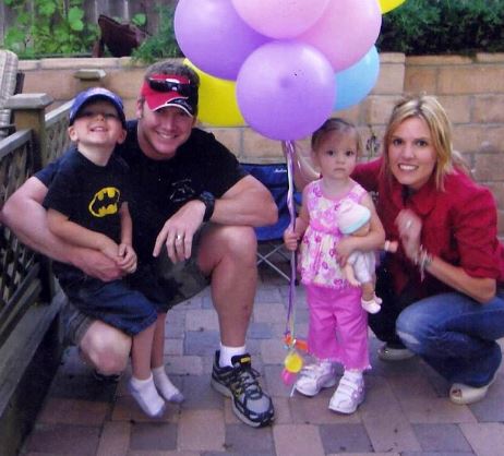 Taya Kyle with Children}}