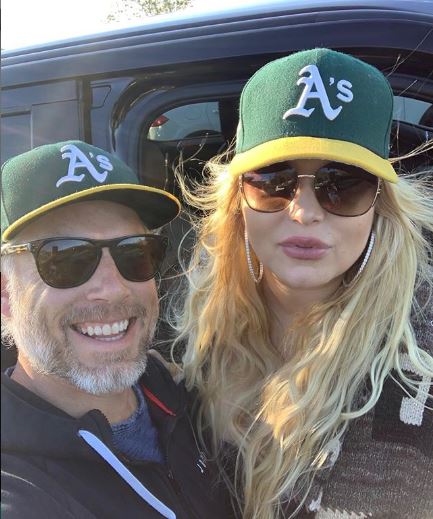 Jessica Simpson and her husband Eric Johnson | Source: Instagram