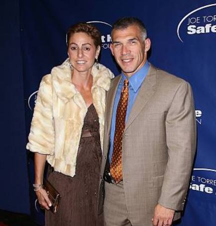 Joe Girardi with his wife, Kimberly Innocenzi. | Gettyimages.com