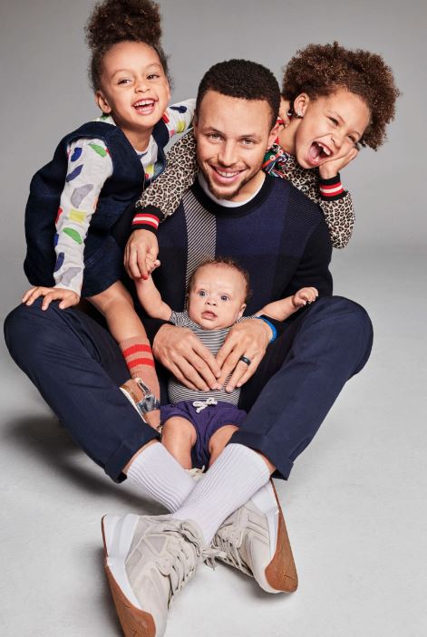 Stephen Curry with Children}}