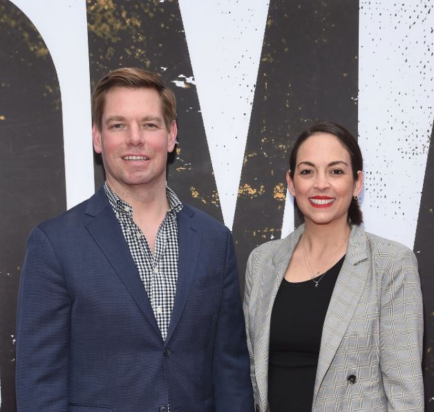 Eric Swalwell with his wife, Brittany Watts. | Source: gettyimages.com