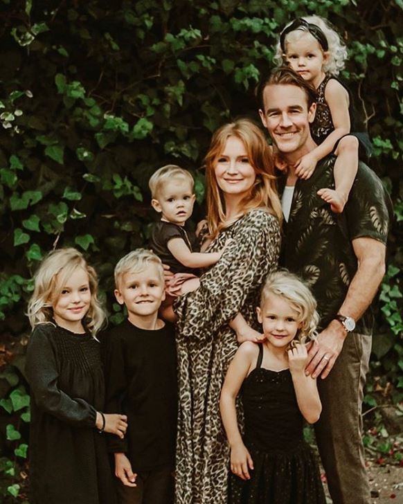 James Van Der Beek with Children}}