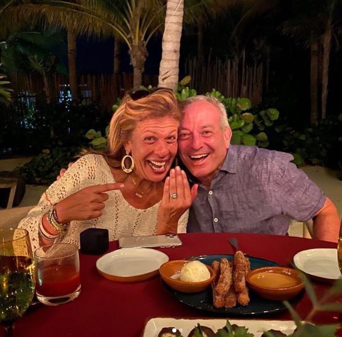 Joel Schiffman with his fiancee, Hoda Kotb. | Source: Instagram.com