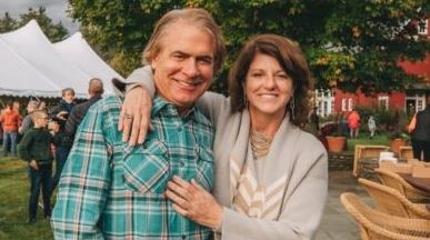 Denise D'Ascenzo and her husband Wayne Cooke | Source: Globintel.com