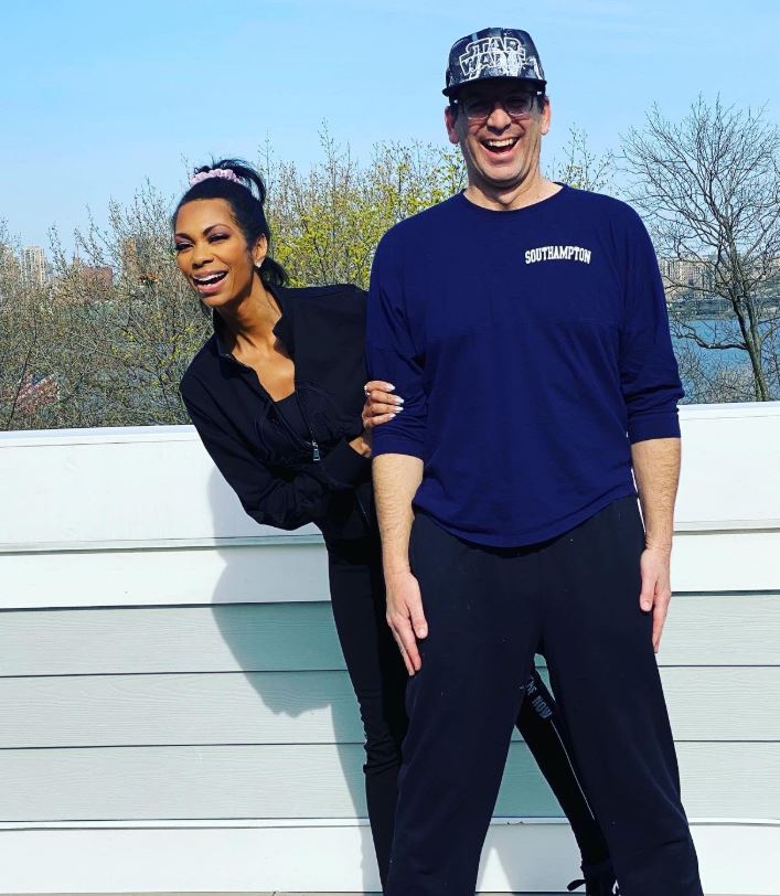 Harris Faulkner with her husband, Tony Berlin. | Source: Twitter.com