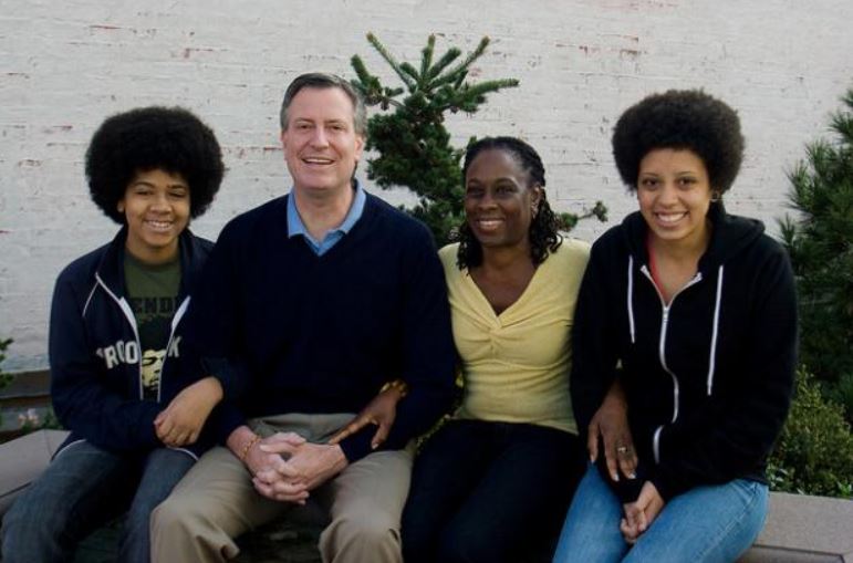 Chiara de Blasio with Parent/s}}