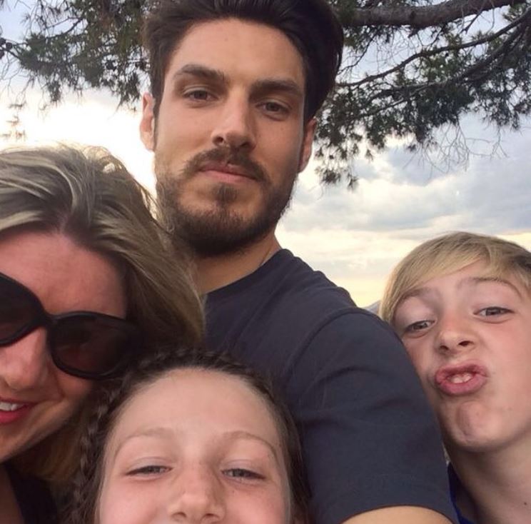 Chris Appleton with his ex-partner, Katie Katon & kids. | Source: Instagram