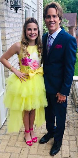 Dannielynn Birkhead with her father | Source: Instagram