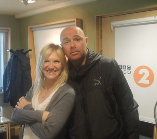 Suzanne Whiston with her long term partner, Karl Pilkington. | Source: justrichest.com