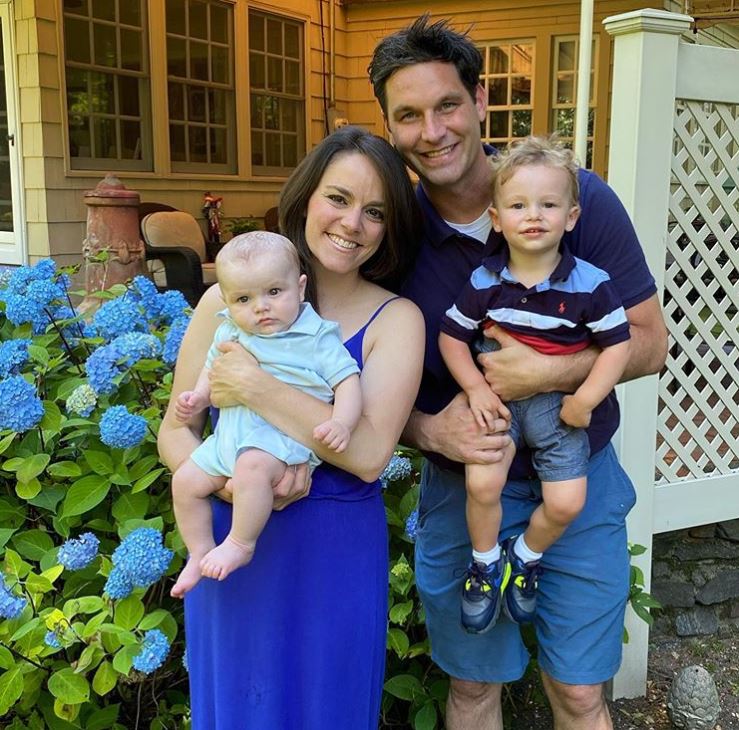 Andrea Grymes with her husband, Tim & children. | Source: Instagram