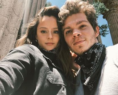 Daniel Diemer with hi girlfriend, Larissa Dias | Source: Instagram