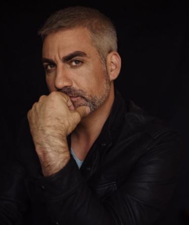 Taylor Hicks with Parent/s}}