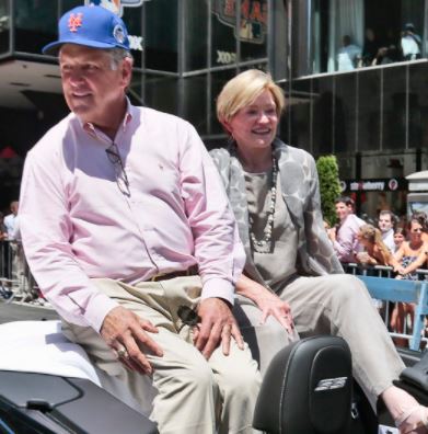 Tom Seaver with his wife Nancy Seaver | Source: NyDailyNews.com