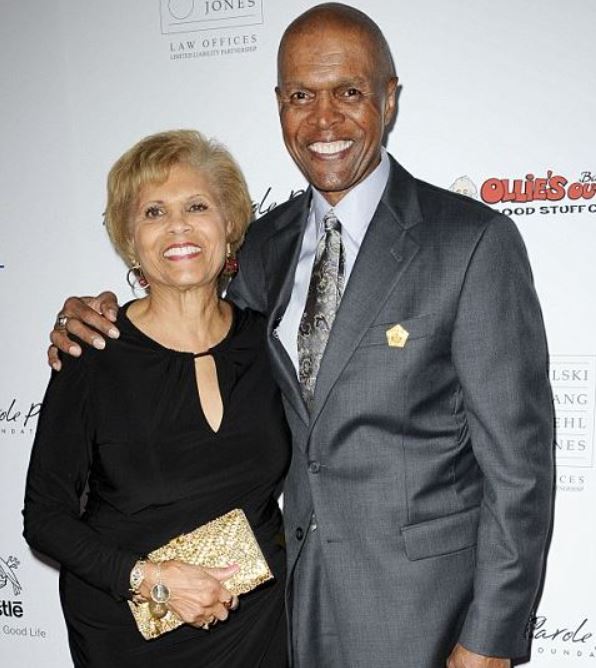 Ardythe Bullard with her husband, Gale Sayers. | dailymail.co.uk