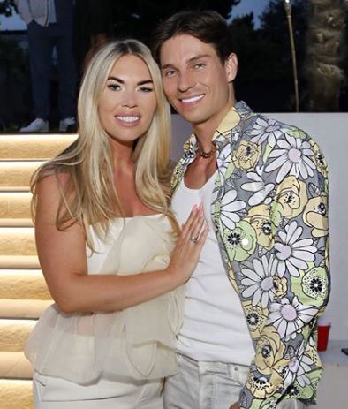 Frankie Essex with Sibling/s}}