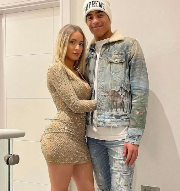 Harriet Robson with her boyfriend, Mason Greenwood. | Source: premierleaguenewsnow.com