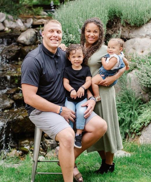 Natalie Bolles with her family. | Source: Instagram